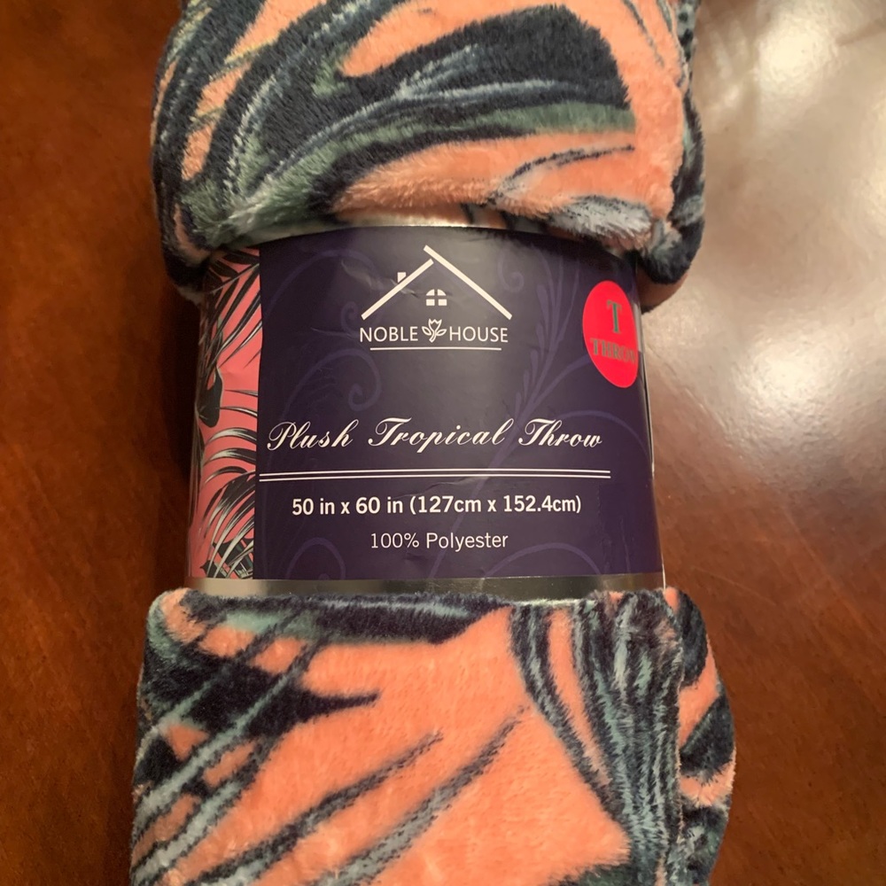 Noble House Tropical Throw Blanket